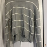 Olive & Oak grey sweater Photo 0