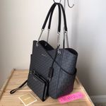 Michael Kors Set Photo 3