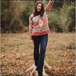 POLaztec design detailing on body.‎ Design in round neck with long sleeve Photo 1