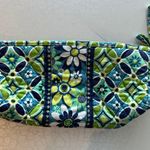Vera Bradley RETRIRED:  | Daisy Daisy pattern small cosmetic bag. Photo 7