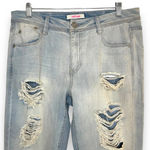 Refuge e Distressed Jeans Women’s Size 8 Light Stone Washed Denim Photo 4