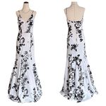 B. Smart  Vintage Prom Gown With Crinoline Photo 0