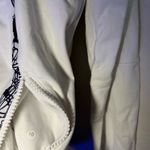 Lululemon white and black jacket size 10 Photo 4