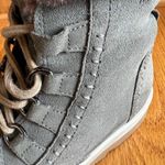 Cougar Vanetta Faux Fur Trim Waterproof Bootie Lace Up Size 6.5 Green Waterproof Photo 10