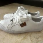 Guess  White Sneakers with Gold Details Photo 3