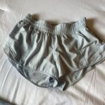 Lululemon Hotty Hot Short 2.5” Photo 0