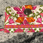 Vera Bradley  Lilli Bell Turnlock Wallet Retired Pattern‎ Pink Cream Soft Light Photo 0