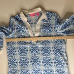 Isaac Mizrahi Isaac Mizrahi 100% Linen Medallion Tunic Top Medium Blue V-Neck Beachy Resort Photo 6