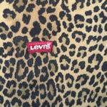 Levi's CHEETAH SHIRT SIZE SMALL BROWN BLACK ANIMAL PRINT FITTED BABY TEE RIBBED Photo 2
