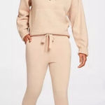 Calia by Carrie Underwood Cozy Barely‎ Khaki Sweater Joggers/Lounge Pants Sz Med Tan Photo 0
