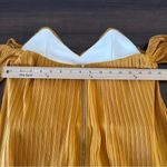 Elliatt Elliat Marigold Off Shoulder Dress Size Small NWT Photo 10