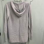 Akini  Gray Ribbed Hooded Knit Sweater Pullover Size Medium Minimalist Casual Photo 3