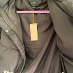 Love Tree black puffer Jacket Photo 8