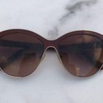 Valentino Garavani Valentino V104S women’s Burgundy cat eye sunglasses Photo 4