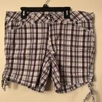 Rewind EUC Women’s Size 15 White and Purple Checkered Shorts Photo 1