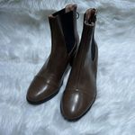 Journee Collection  Nigella Chelsea style ankle boots Size 8.5    B84 Photo 5