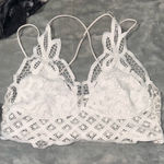 Elegant White Lace Bralette Size XL Photo 0