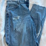 Forever 21 Lightwash distressed jeans Photo 6