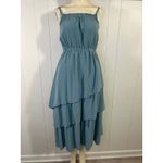 Evereve  Brea Tiered Dress in Size Small. Photo 2