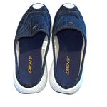 DKNY Womens Slip On Casual Closed Toe Low Top Sneaker Shoes Denim Blue Size 7.5 Photo 3