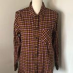 Old Navy The Classic Shirt in Plaid Photo 0
