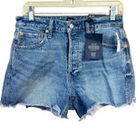 Old Navy  Womans Button Fly Stretch Denim Shorts Sz 8 NWT Photo 0