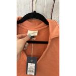 Universal Threads NWT Universal Thread Crop top Photo 2