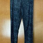 Zyia Active Stone Leopard Scrunchy Light n Luxe Leggings Size 8-10 Workout Photo 1