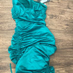 Pretty Little Thing  scrunch dress Photo 0