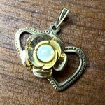 Womens Pearl Embellished Entwined Hearts Floral Necklace Pendant Gold Tone Photo 1