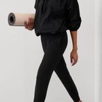 Athleta Salutation Rib Jogger XS Black High-Waist Stretch Pants Photo 0