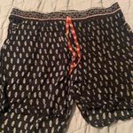 Super cute rayon patterned shorts Black Size M Photo 0