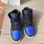 Nike Jordan 1 Mid Photo 1