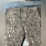 Divided NWT super skinny ankle size 4 Photo 3