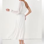 Lulus White One Shoulder Pleated M Midi Dress Long Sleeve Grecian Goddess
Style Photo 10