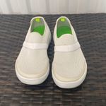 Oofos sneakers women’s size 7 White Photo 1