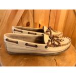 Cherokee Women's  moccasins light beige size 6.5M shoes euc Photo 2