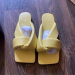 Pretty Little Thing Pale Yellow Square Toe Quilted Knot Mule Photo 1