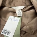 H&M  💛🤍 gold dress shirt size Small Photo 1