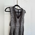 Reiss Stella Leopard Print Silk Black Gray White V-Neck Split Back Size 4 Photo 5