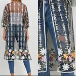 Love Riche Embroidered Mesh  Kimono‎ Photo 2