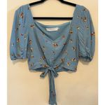 ASTR Faye Cropped Ditzy Floral Print Blouse Blue Boho Tie Front Women`s Size M Photo 1