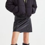 H&M Cropped Puffer Jacket Photo 0