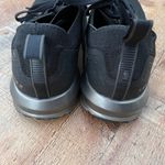 Brooks LEVITATE 3 Limited Edition Women’s Black Running Shoes Size 8.5 Med (B) Photo 4