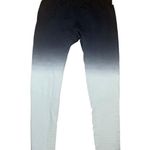 Zyia  Active womens medium ombre seamless tights leggings black white gym lulu at Photo 2