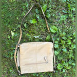 Tignanello Tan Leather Crossbody Bag‎ Pocketbook Purse Everyday Casual Photo 3