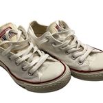 Converse low tops. Size 7 W. Size 5 men Photo 6