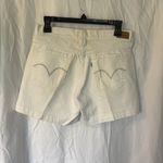 Levi's  515 White Jean Shorts Relaxed Fit Size 6 Photo 2