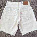 Levi's 90s Jean Shorts Photo 8