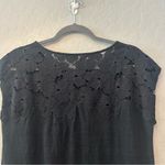 LC Lauren Conrad ⭐️ black short sleeve 100% linen shirt with floral lace small Photo 10